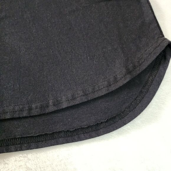 Dolly Parton Black Tshirt With Graphics Size 2X - Picture 2 of 7